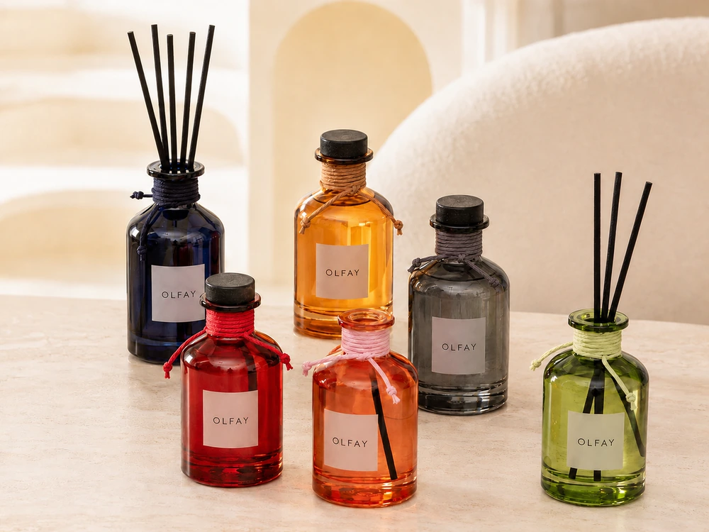 Wholesale 180ml Amber Time colored glass reed diffuser collection with black reeds for private label fragrance manufacturing
