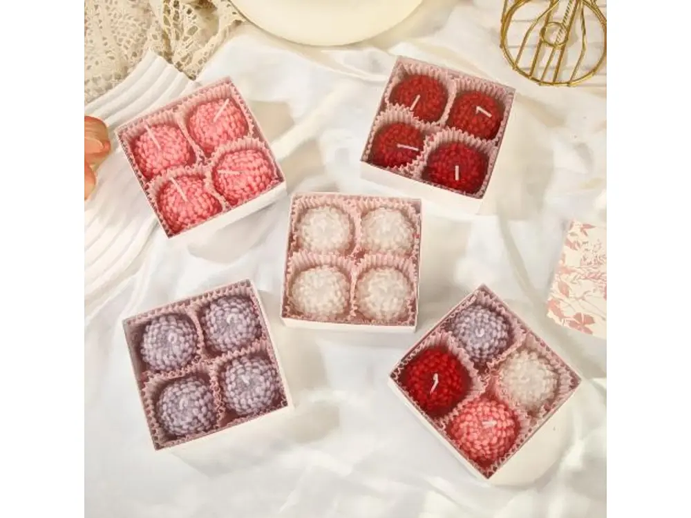 4-Piece Daisy Flower Candle Gift Set