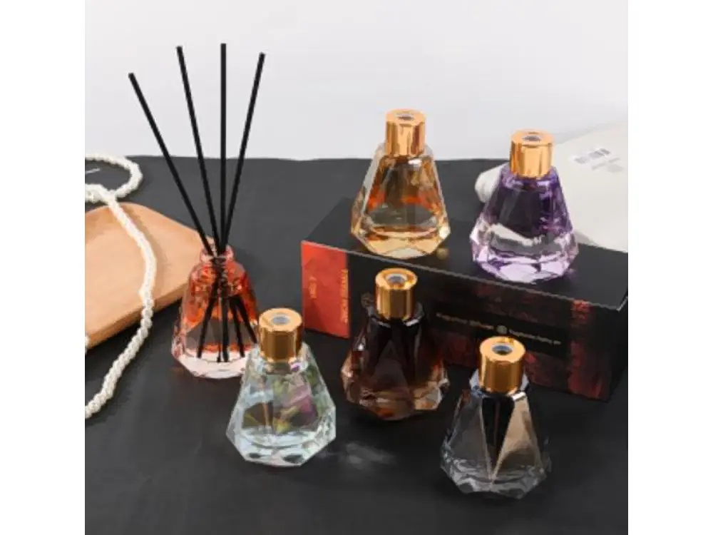 75 ml Faceted Glass Reed Diffuser