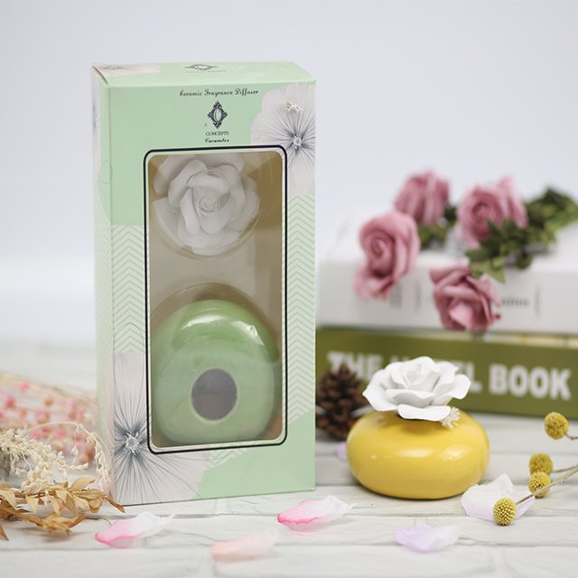 Custom Home Decoration Ceramic Reed Diffuser with Ceramic Flower