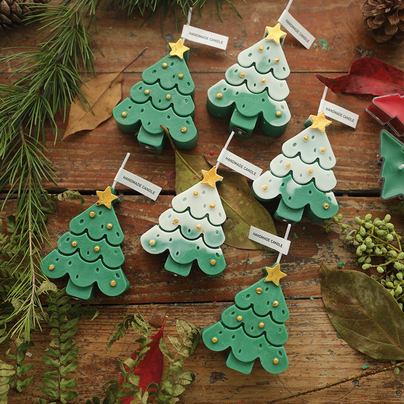 Custom Christmas Tree Scented Candle – Design 4