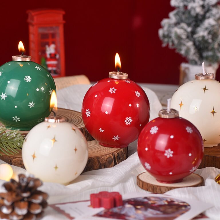 Custom Christmas Ball Snow Globe Snowflake Scented Candle