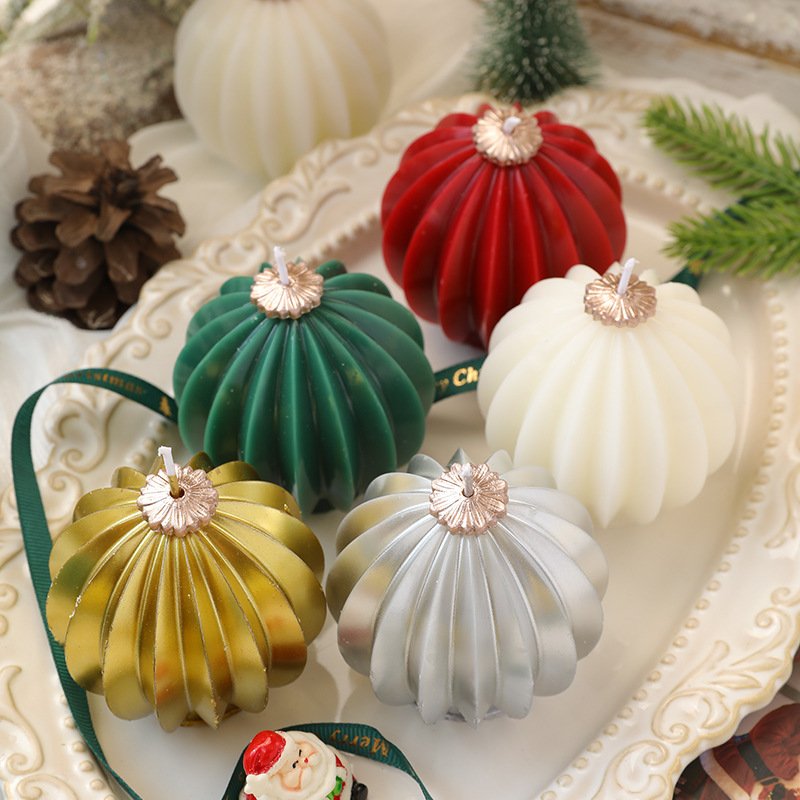 Custom Christmas Ball Crinkle Scented Candle