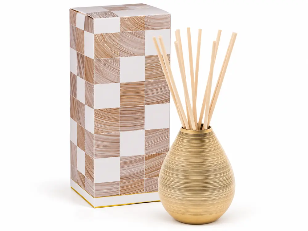 Custom Decorative Glass Bottle Reed Diffuser with Luxury Packaging