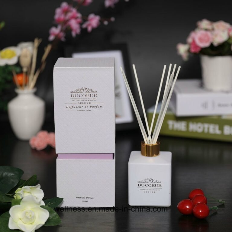 Custom Reed Diffuser in Glass Bottle for Home Decoration, Various Designs Are Available
