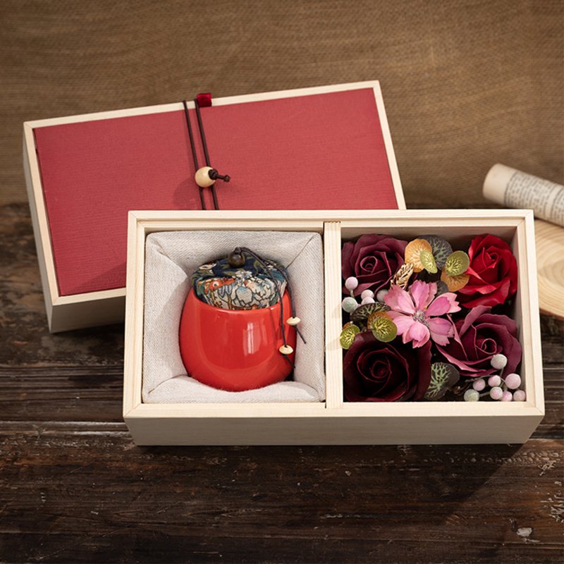 Custom Home Decoration Ceramic Candle Jars with Wooden Gift Box