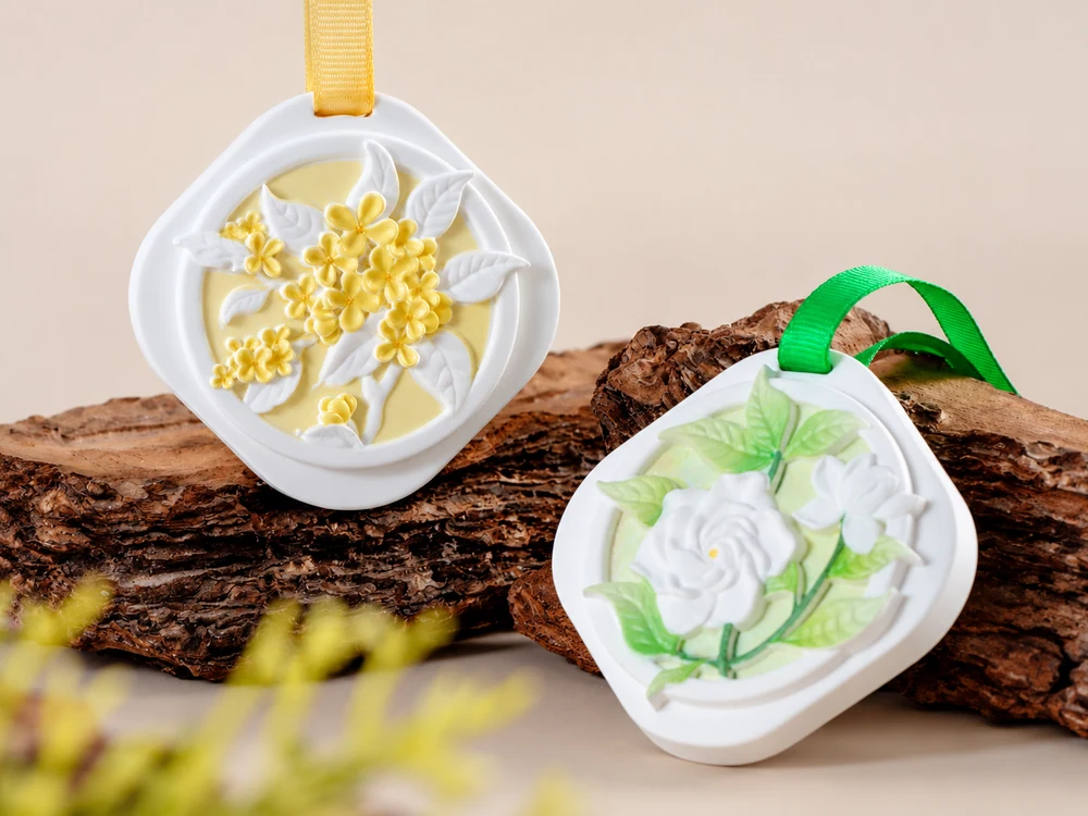 Hanging Plaster Diffusers