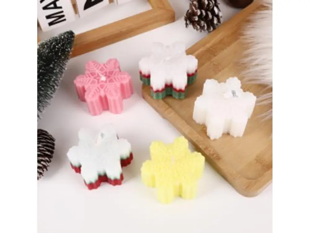 Crystal-Wax Snowflake Candle