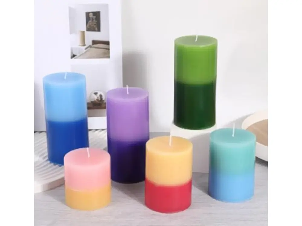 Gradient Round Pillar Candle
