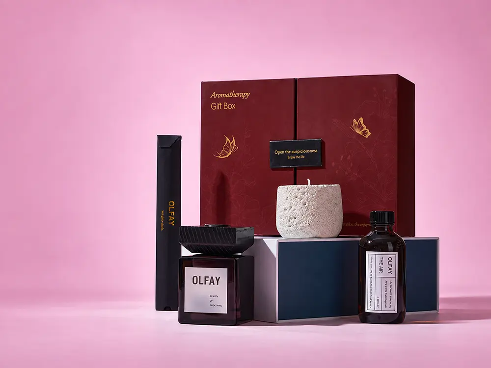 Burgundy Box Candle and Reed Diffuser Gift Set