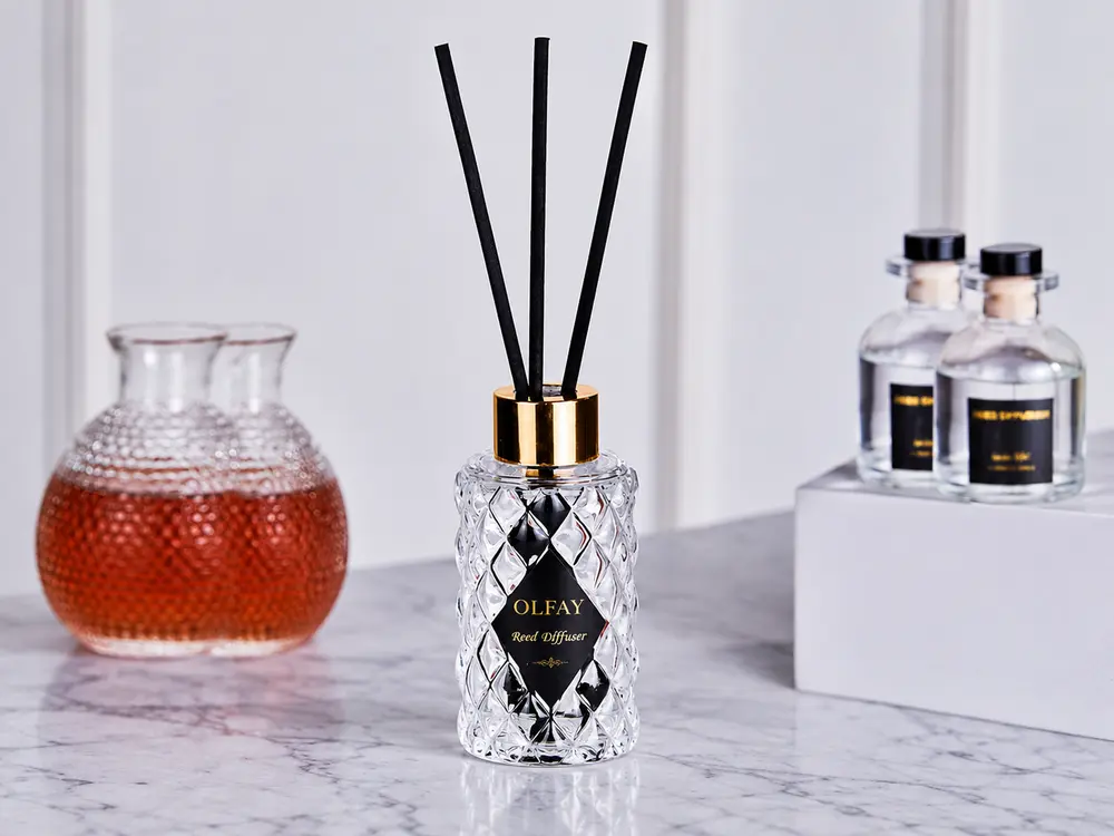 100ml Diamond-Pattern Glass Reed Diffuser with Gold Collar