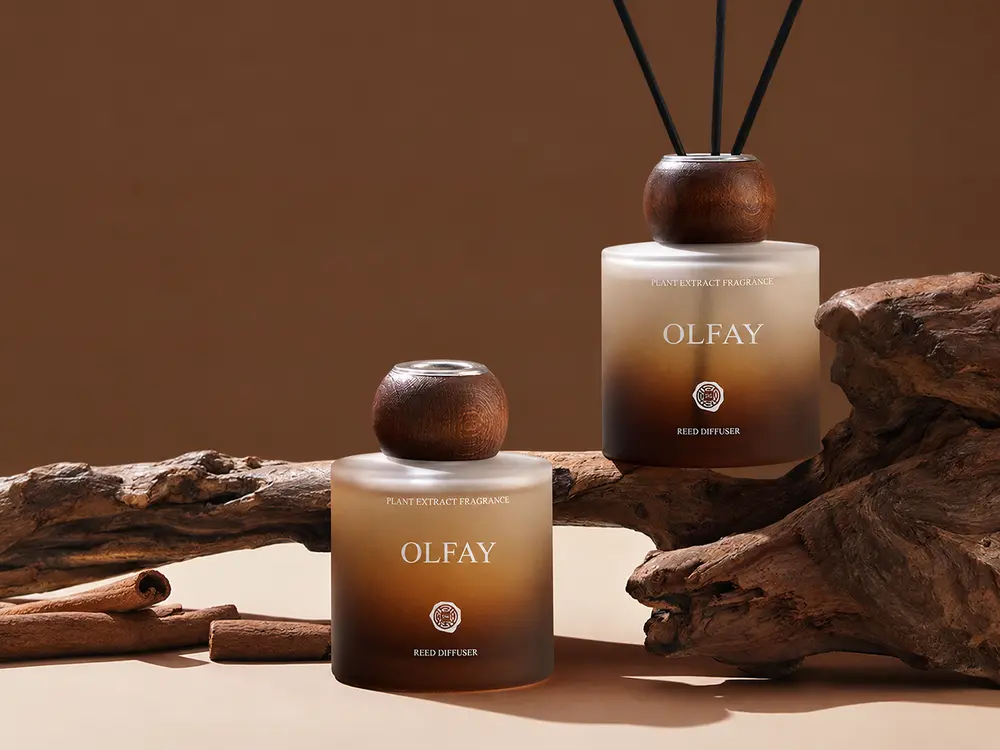 Rounded Tea-Inspired Reed Diffuser
