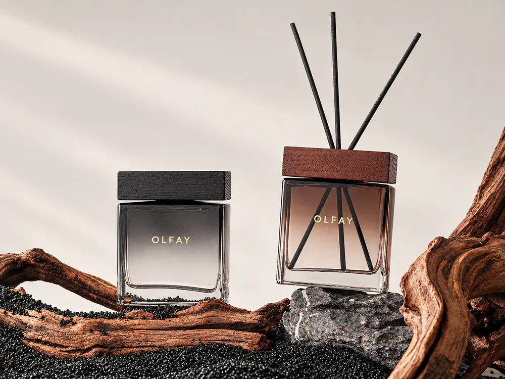 Square Glass Reed Diffuser with Wood Finish Collar