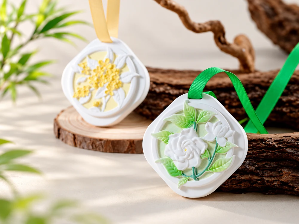Painted Osmanthus and Gardenia Plaster Hangers