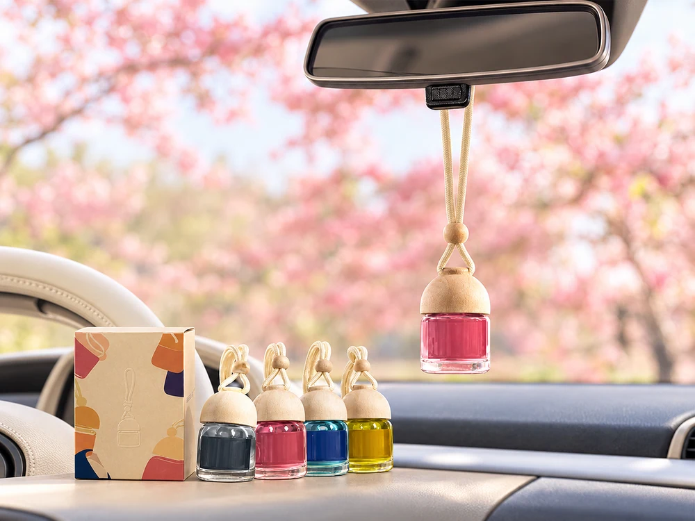Rounded Glass Hanging Car Fragrance Bottle