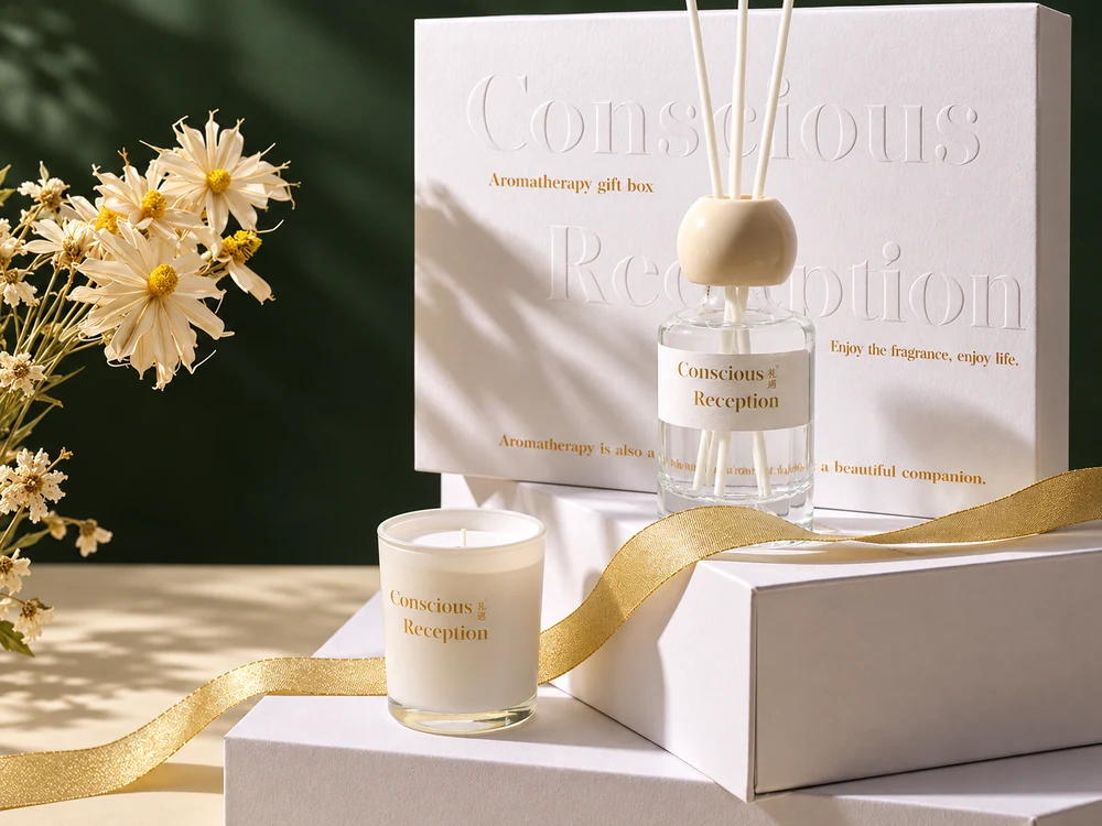 White and Gold Candle and Reed Diffuser Gift Set